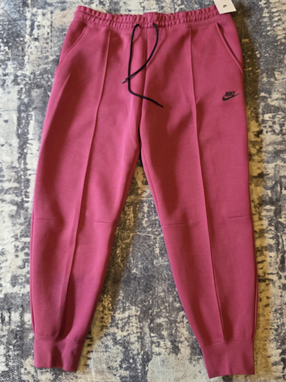 Womens Nike Tech Fleece Joggers Sz XL Standard Fit Sweet Beet